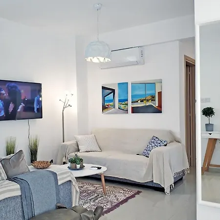 Nissini Blanco, 3 Bedroom With Private Pool, 5 Min To The Ajia Napa