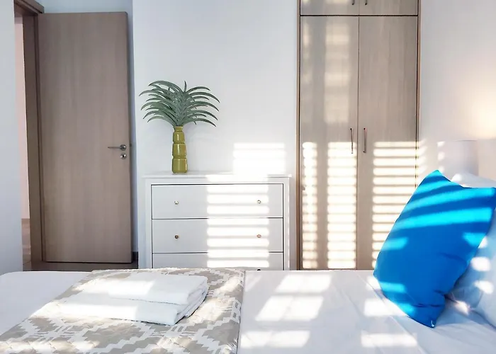 Nissini Blanco, 3 Bedroom With Private Pool, 5 Min To The איה נאפה