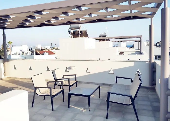 Nissini Blanco, 3 Bedroom With Private Pool, 5 Min To The